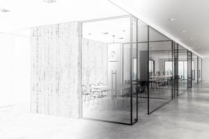 Stilisiertes Büro mit verglasten Besprechungsräumen, das den Ansatz der Modernisierung der Marke Expotechnik durch die Umbenennung in ET GLOBAL widerspiegelt.